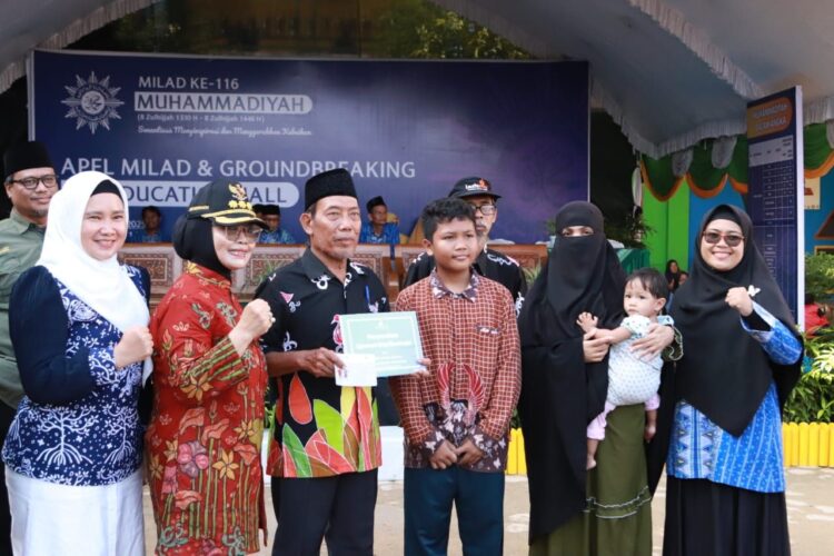 Lazismu Kota Bontang kembali menegaskan komitmennya di sektor pendidikan dengan menyalurkan program Beasiswa Mentari.